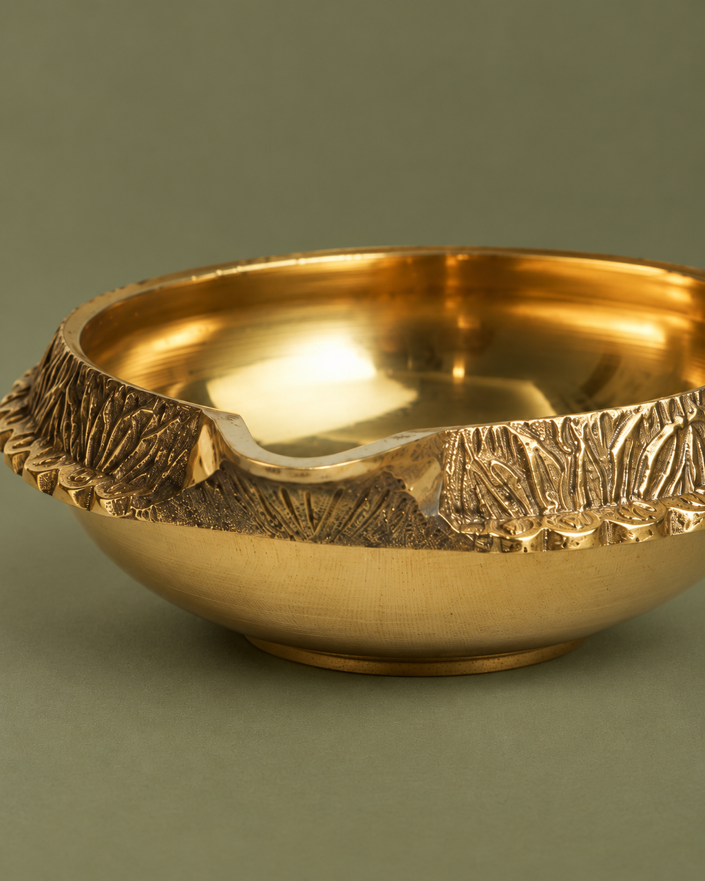 Brass Kuber Pooja Lamp — Finish detail